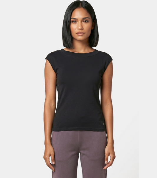 Enamor Boat Neck Body Hugging T‑Shirt, Slim Fit - E313 (Black)