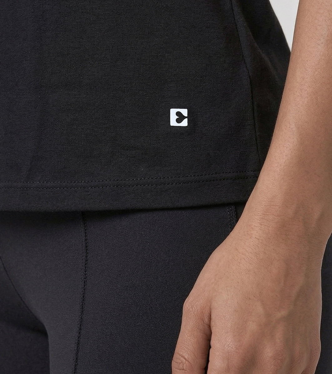 Enamor Relaxed Tee, Relaxed Fit, Round Neckline - A316 (Jet Black)